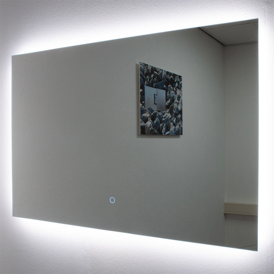 Rechthoekige spiegel zonder frame, met indirect LED verlichting en verwarming, 900x600mm